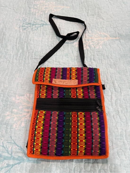 Handbags - NWT Colorful Woven Crossbody Bag with Orange Trim